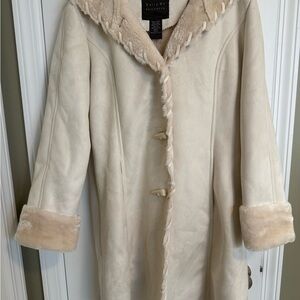 Cream Vegan Suede Tally Ho Outerwear Women’s M Jacket Winter Coat